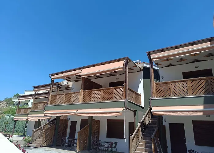 Mad\'S Villas