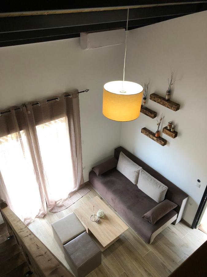 Mad's Appartement Néa Péramos