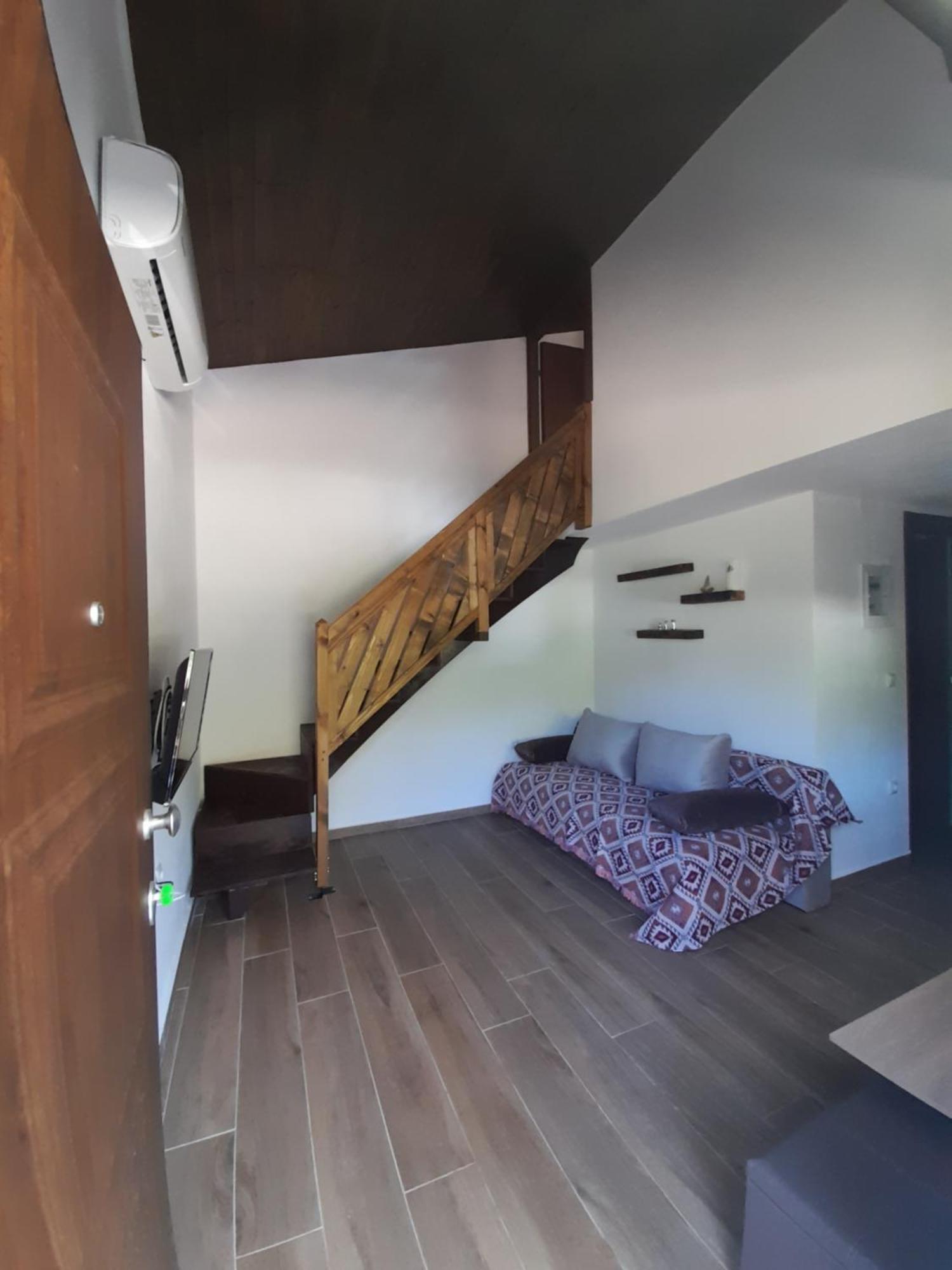 Apartment Mad's Nea Peramos (Macedonia)